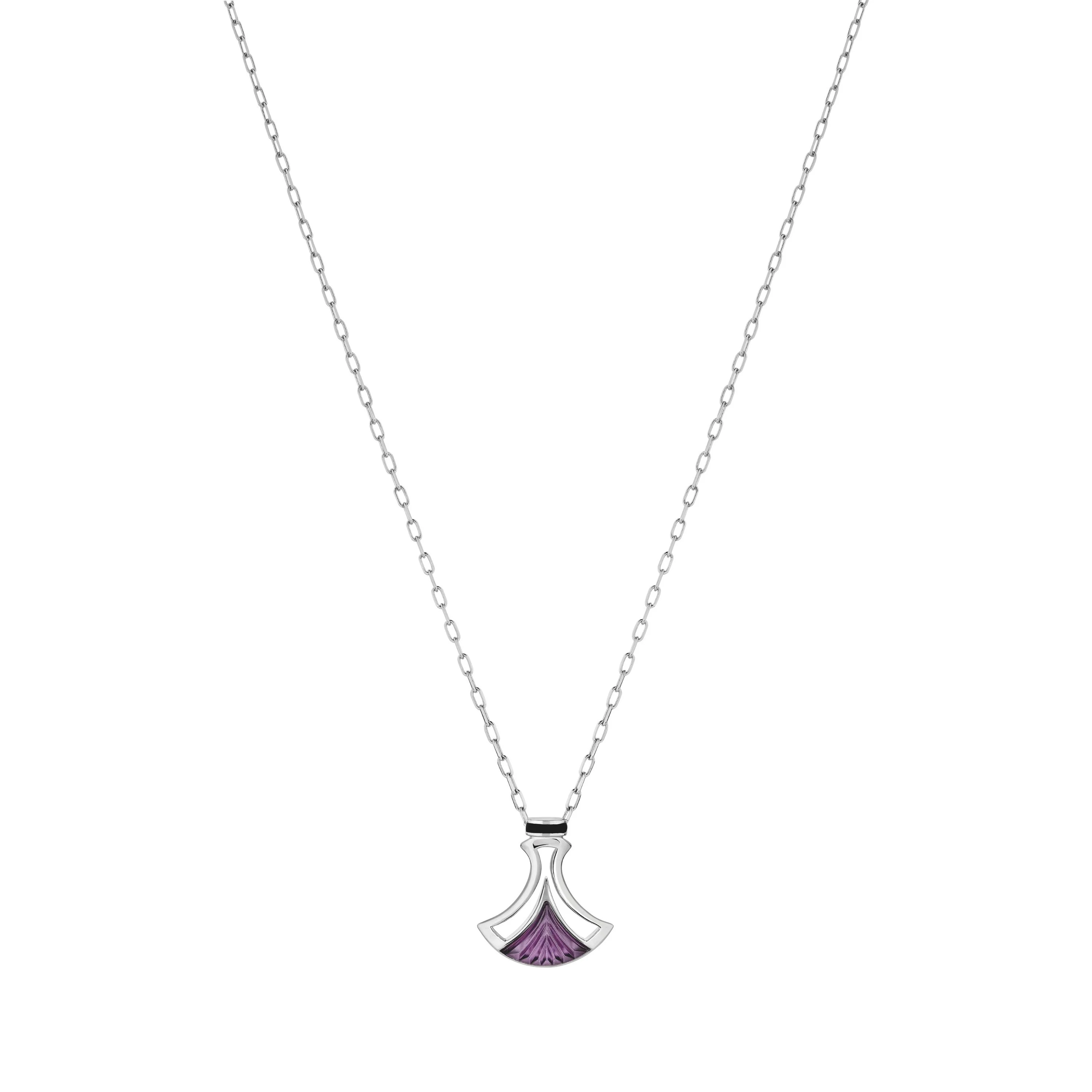 Larcade Necklace